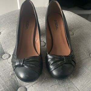 SODA Short Leather Heels W6